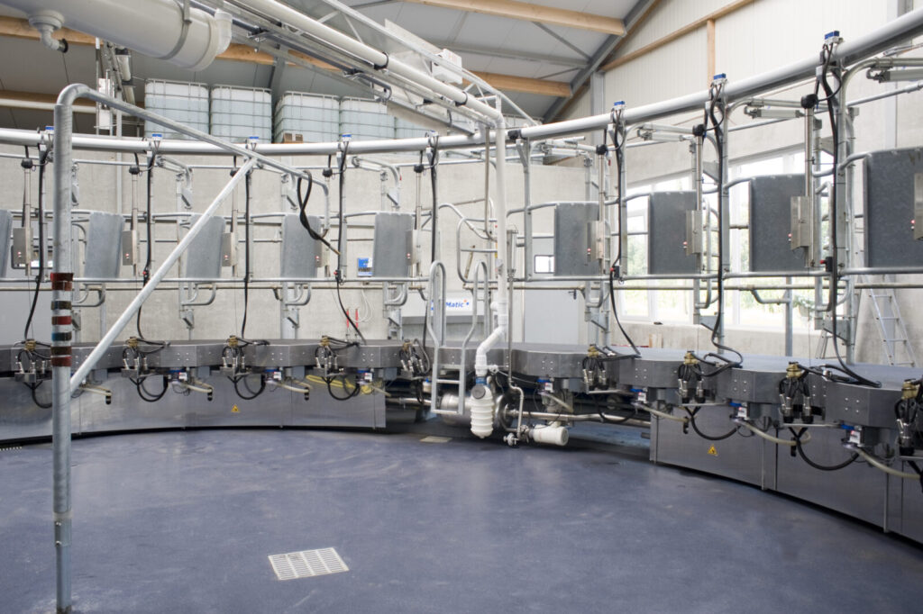 Équipements et solutions agricoles pour l’élevage, la traite et la gestion du lisier – installation, modernisation et maintenance par Technitraite Froid.